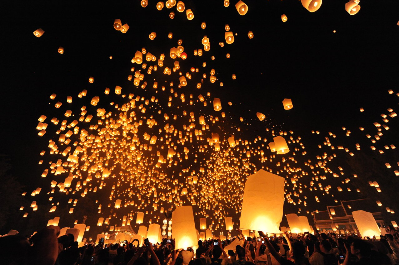 Yi Peng - Lantern festival in Chiang Mai